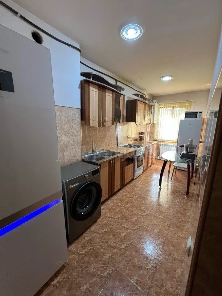 3 Սենյականոց Բնակարան, 74քմ, 8/9 հարկ, Կապիտալ Վերանորոգված