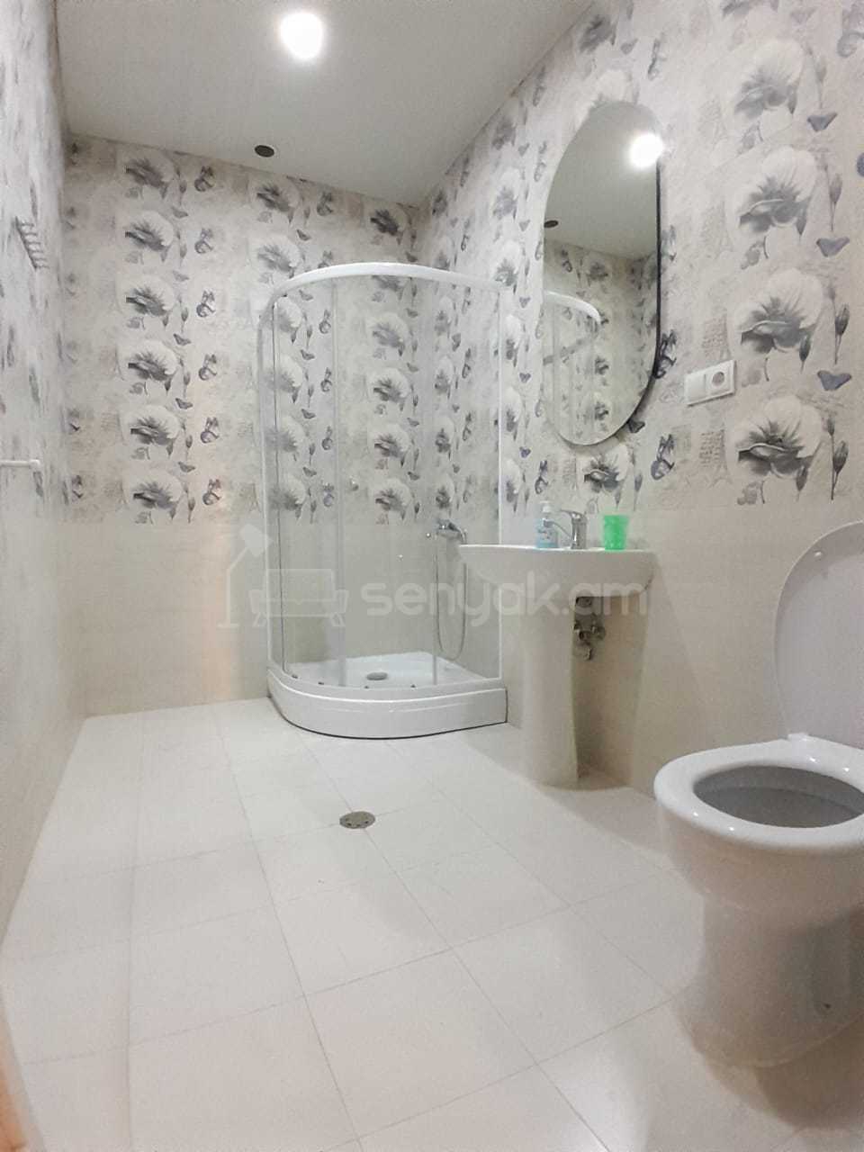 4 Սենյականոց Բնակարան Նորակառույցում, 130քմ, 7/16 հարկ, Կապիտալ Վերանորոգված, Կահավորված
