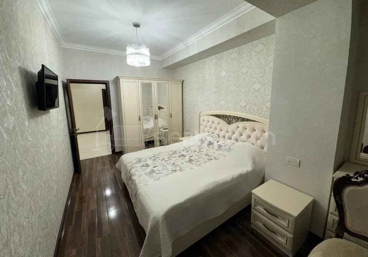3 Սենյականոց Բնակարան Նորակառույցում, 105քմ, 2/8 հարկ, Կապիտալ Վերանորոգված