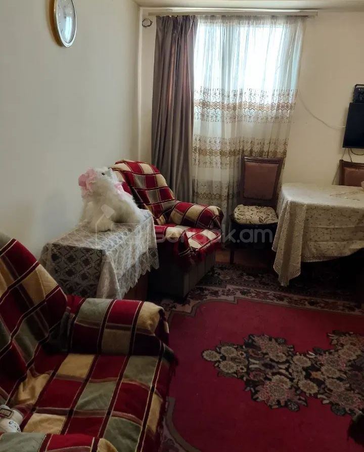 2 Սենյականոց Բնակարան, 46քմ, 9/9 հարկ, Կոսմետիկ Վերանորոգված