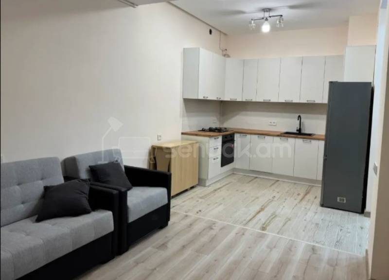2 Սենյականոց Բնակարան, 55քմ, 3/9 հարկ, Կապիտալ Վերանորոգված, Կահավորված, Արևկող