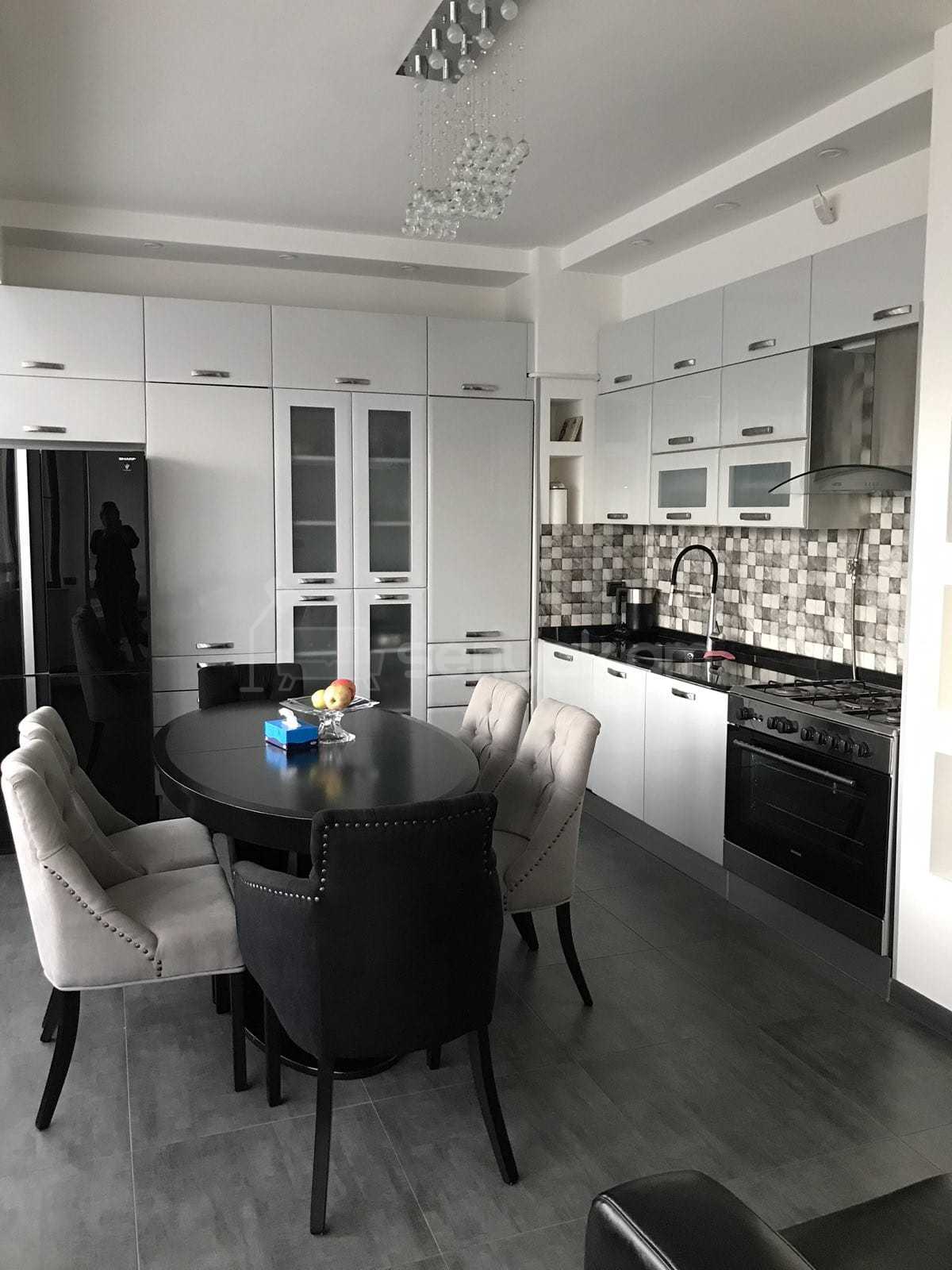 4 Սենյականոց Բնակարան, 123քմ, 3/6 հարկ, Կապիտալ Վերանորոգված