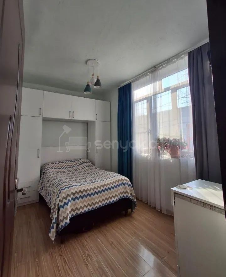 2 Սենյականոց Բնակարան Քարե Շենքում, 47քմ, 2/5 հարկ, Կապիտալ Վերանորոգված