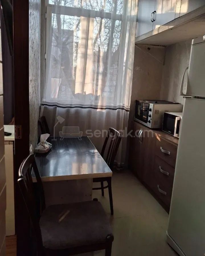2 Սենյականոց Բնակարան Քարե Շենքում, 47քմ, 2/5 հարկ, Կապիտալ Վերանորոգված