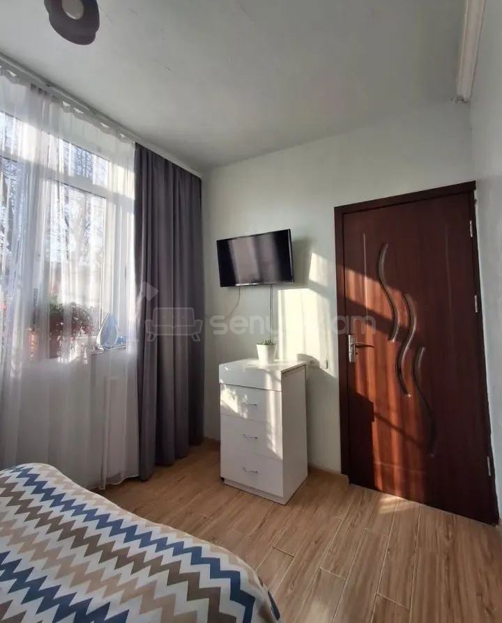 2 Սենյականոց Բնակարան Քարե Շենքում, 47քմ, 2/5 հարկ, Կապիտալ Վերանորոգված