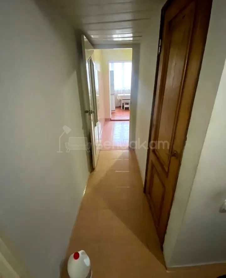3 Սենյականոց Բնակարան Քարե Շենքում, 57քմ, 5/5 հարկ, Կոսմետիկ Վերանորոգված
