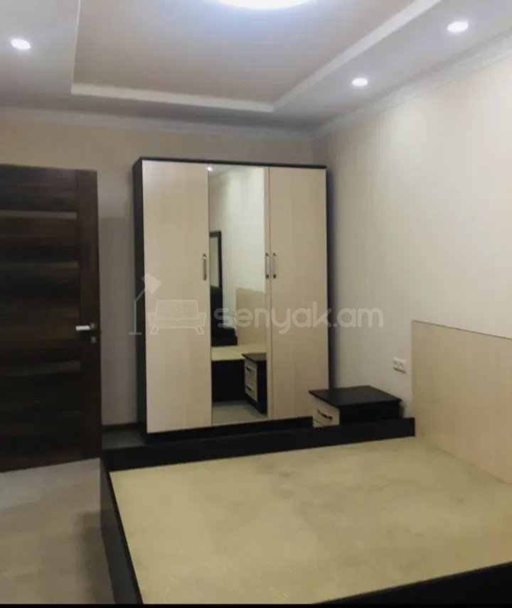 2 Սենյականոց Բնակարան Քարե Շենքում, 58քմ, 1/4 հարկ, Կապիտալ Վերանորոգված, Կահավորված