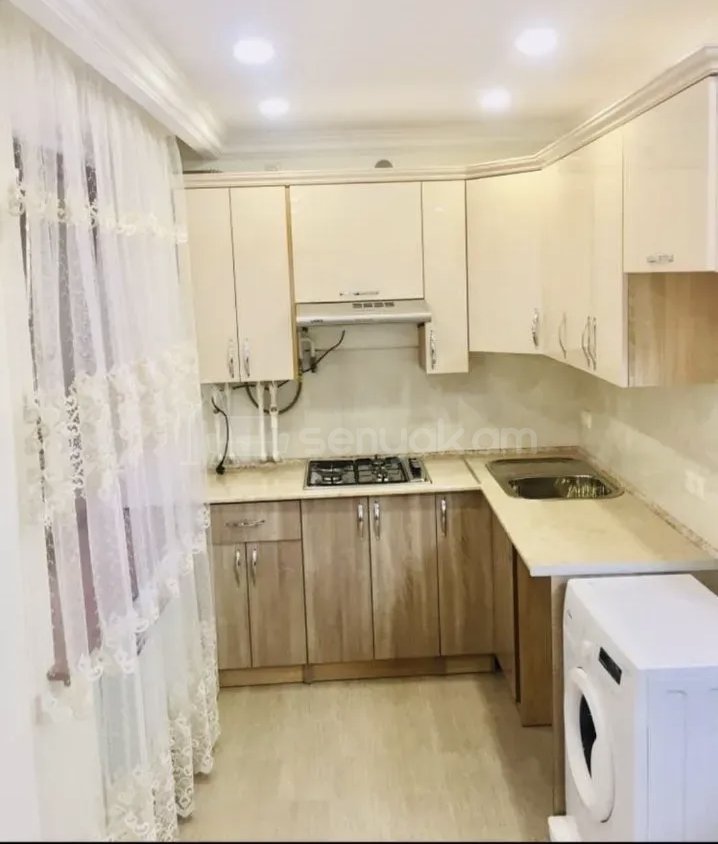 2 Սենյականոց Բնակարան Քարե Շենքում, 58քմ, 1/4 հարկ, Կապիտալ Վերանորոգված, Կահավորված