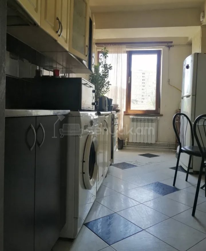 3 Սենյականոց Բնակարան, 67քմ, 8/14 հարկ, Կապիտալ Վերանորոգված, Կահավորված, Արևկող