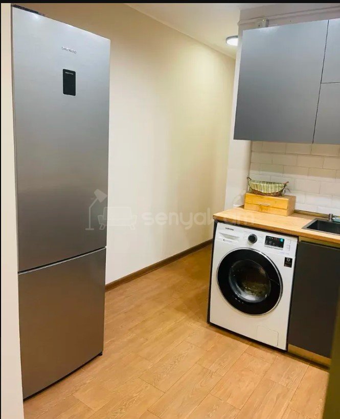 2 Սենյականոց Բնակարան Քարե Շենքում, 46քմ, 4/5 հարկ, Կապիտալ Վերանորոգված, Կահավորված