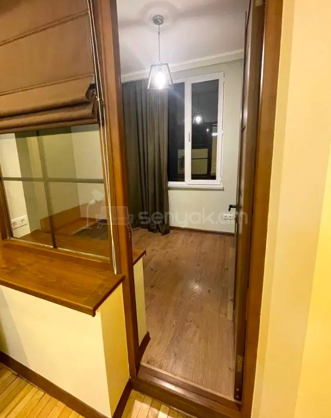 2 Սենյականոց Բնակարան Քարե Շենքում, 46քմ, 4/5 հարկ, Կապիտալ Վերանորոգված, Կահավորված