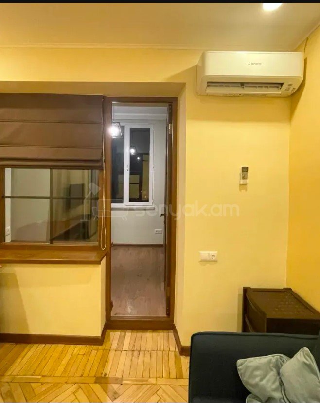 2 Սենյականոց Բնակարան Քարե Շենքում, 46քմ, 4/5 հարկ, Կապիտալ Վերանորոգված, Կահավորված