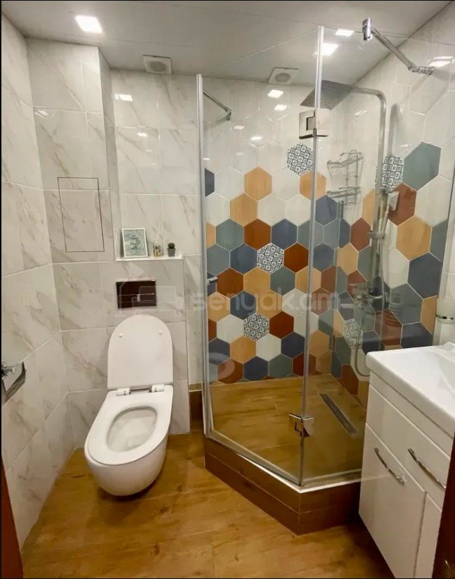2 Սենյականոց Բնակարան Քարե Շենքում, 46քմ, 4/5 հարկ, Կապիտալ Վերանորոգված, Կահավորված