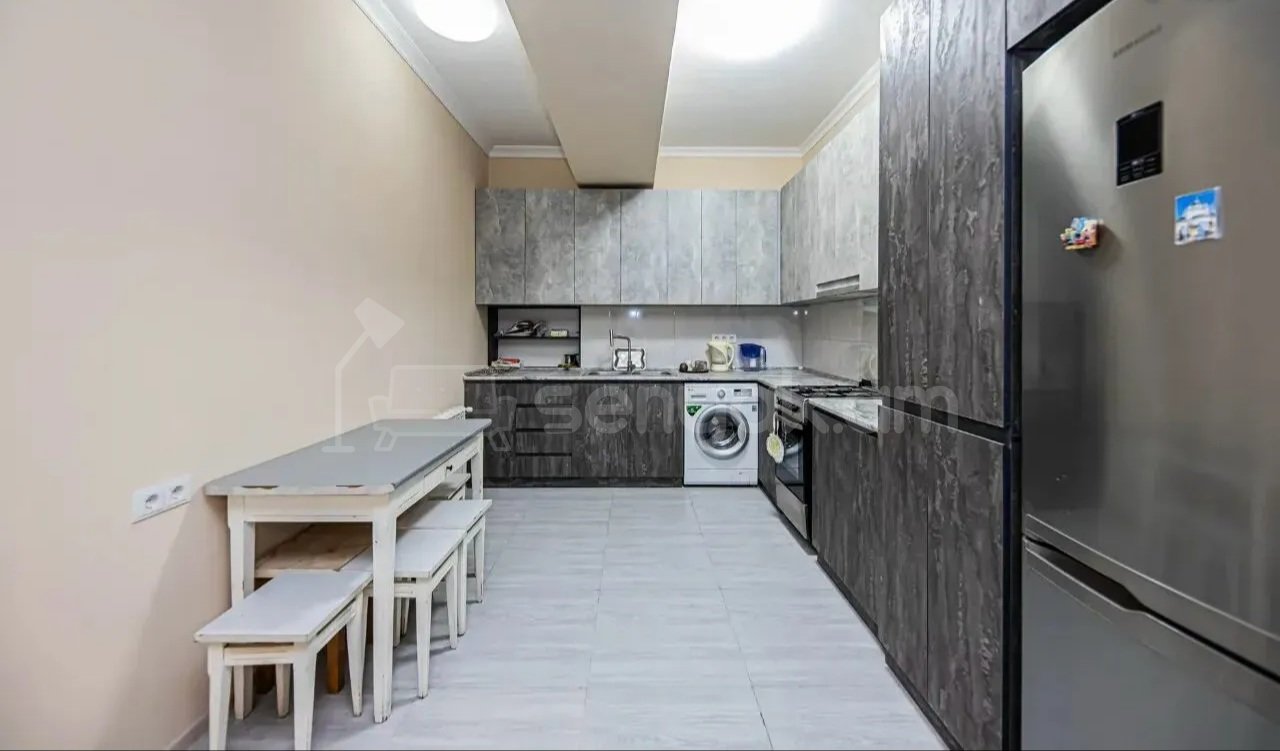 3 Սենյականոց Բնակարան Նորակառույցում, 96քմ, 5/13 հարկ, Կապիտալ Վերանորոգված, Կահավորված, Արևկող