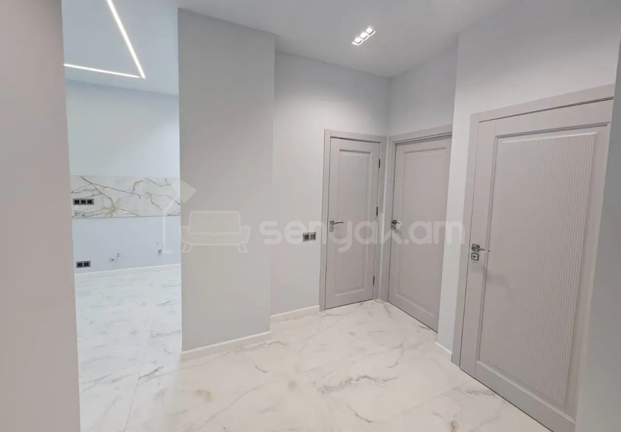 3 Սենյականոց Բնակարան Նորակառույցում, 90քմ, 13/13 հարկ, Կապիտալ Վերանորոգված
