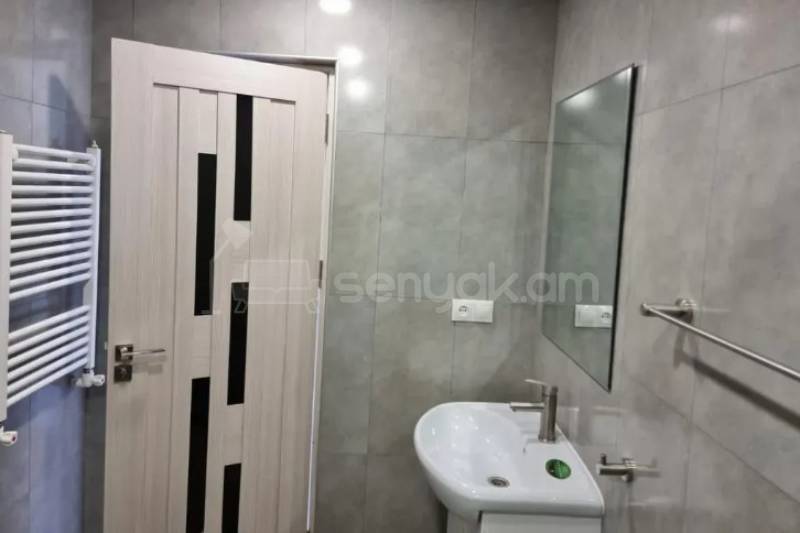 3 Սենյականոց Բնակարան, 55քմ, 9/11 հարկ, Կապիտալ Վերանորոգված, Կահավորված, Արևկող