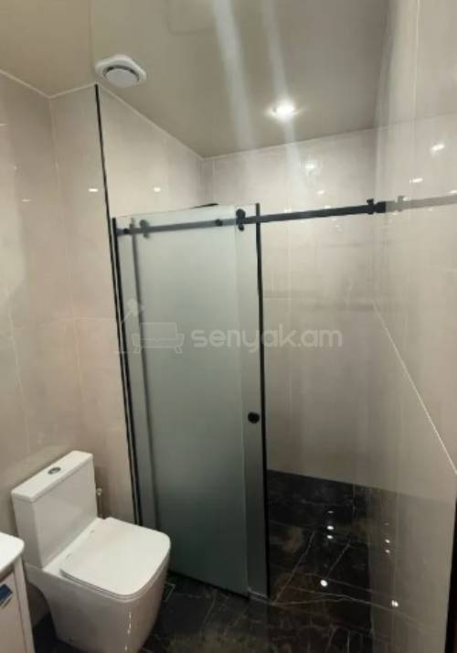 2 Սենյականոց Բնակարան, 63քմ, 11/16 հարկ, Կապիտալ Վերանորոգված, Կահավորված, Արևկող