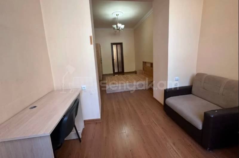 2 Սենյականոց Բնակարան Քարե Շենքում, 65քմ, 2/5 հարկ, Կապիտալ Վերանորոգված, Կահավորված, Արևկող