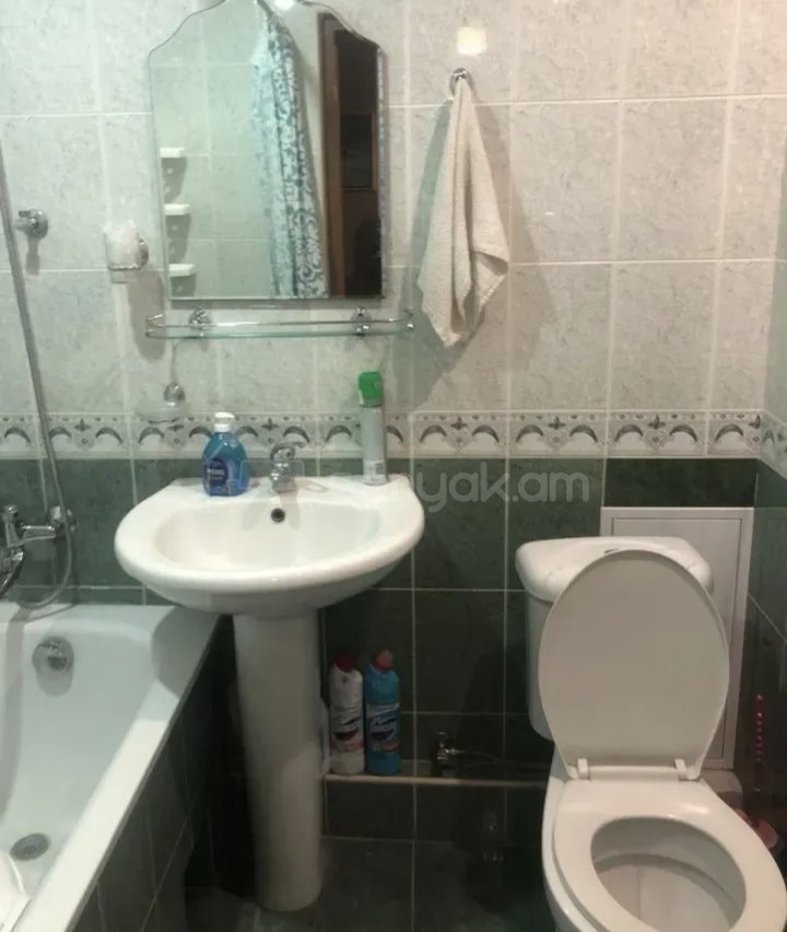 1 Սենյականոց Բնակարան, 42քմ, 5/9 հարկ, Նորմալ Վիճակում, Կահավորված, Արևկող