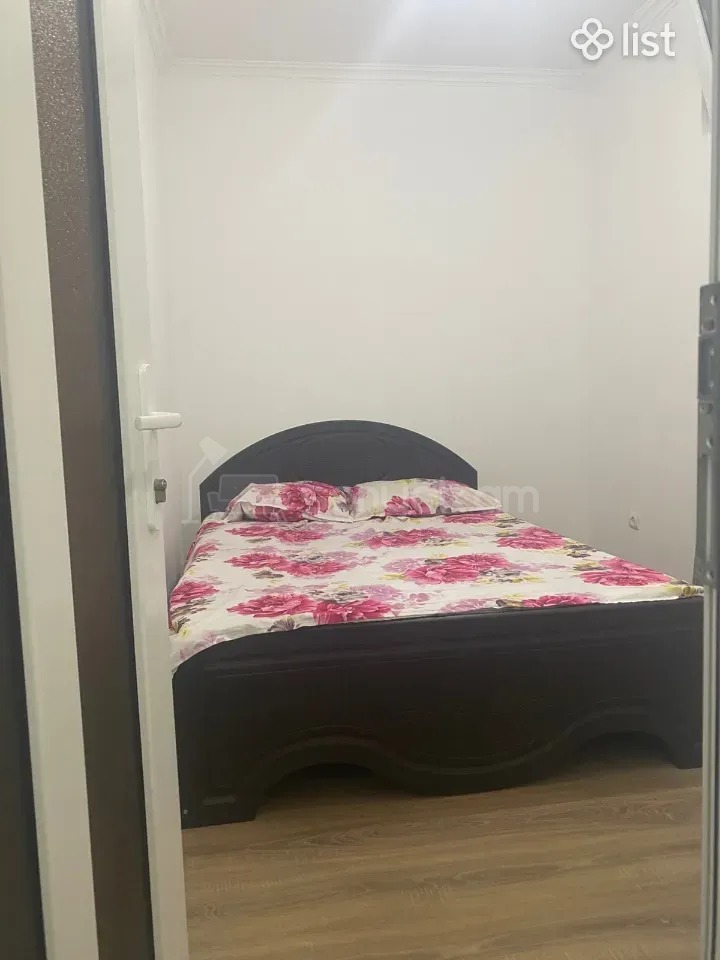 2 Սենյականոց Բնակարան Քարե Շենքում, 78քմ, 3/5 հարկ, Կապիտալ Վերանորոգված, Կահավորված, Արևկող
