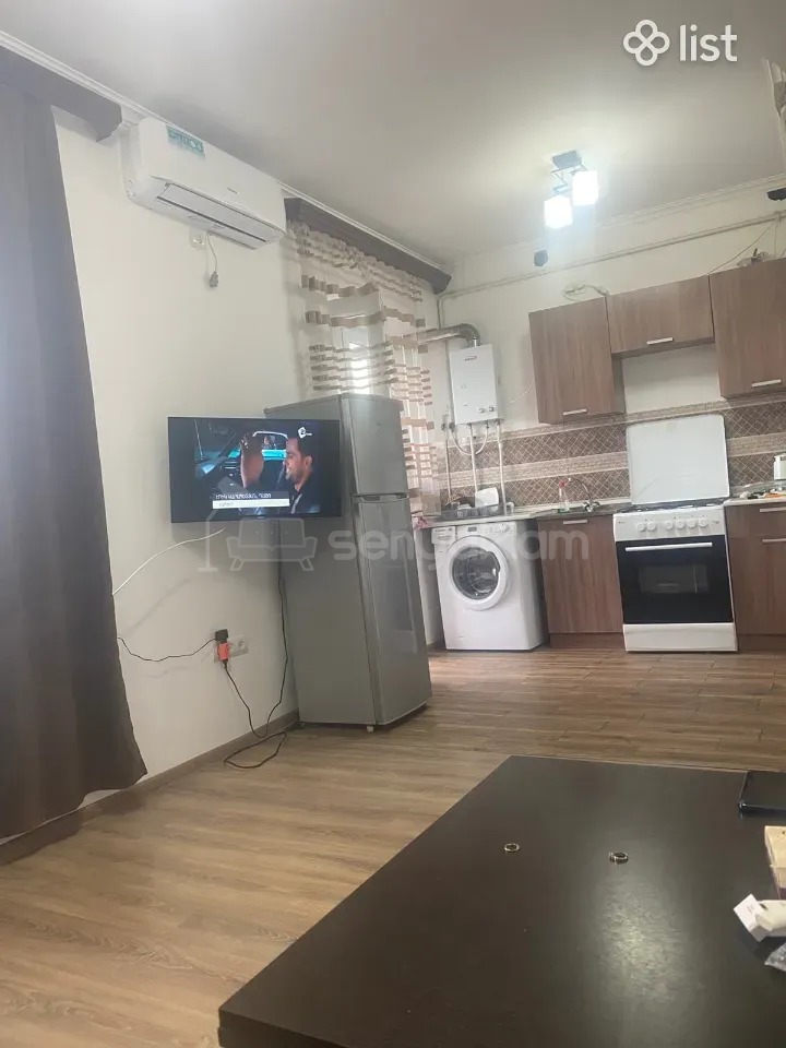 2 Սենյականոց Բնակարան Քարե Շենքում, 78քմ, 3/5 հարկ, Կապիտալ Վերանորոգված, Կահավորված, Արևկող