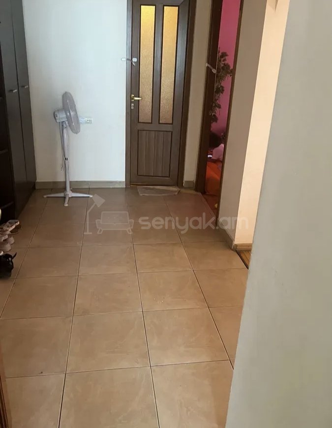 2 Սենյականոց Բնակարան, 67քմ, 10/15 հարկ, Նորմալ Վիճակում, Կահավորված, Արևկող