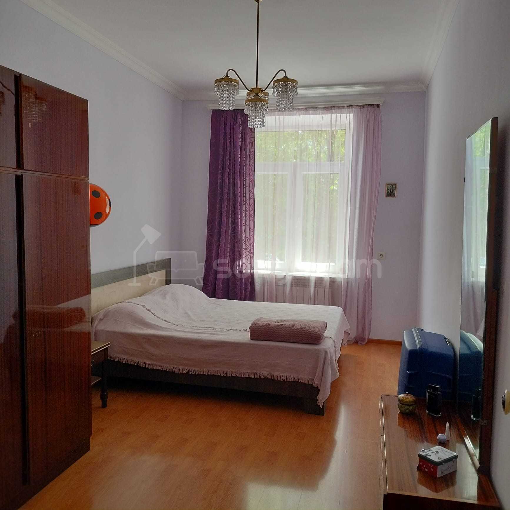 2 Սենյականոց Բնակարան Քարե Շենքում, 70քմ, 2/5 հարկ, Կապիտալ Վերանորոգված, Կահավորված, Արևկող