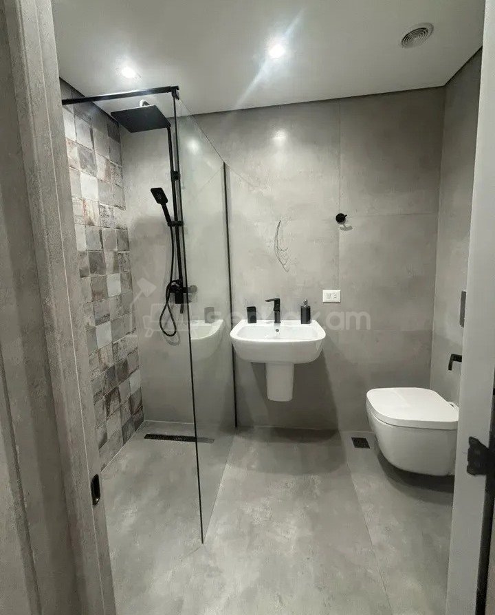 2 Սենյականոց Բնակարան Նորակառույցում, 45քմ, 4/4 հարկ, Դիզայներական Վերանորոգված