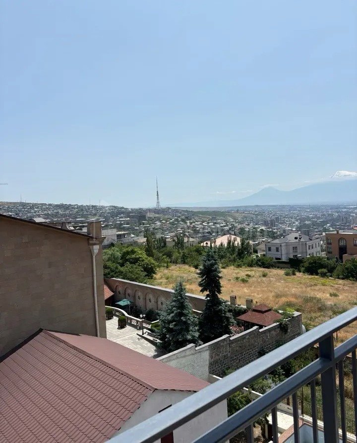 2 Սենյականոց Բնակարան Քարե Շենքում, 55քմ, 4/4 հարկ, Կապիտալ Վերանորոգված