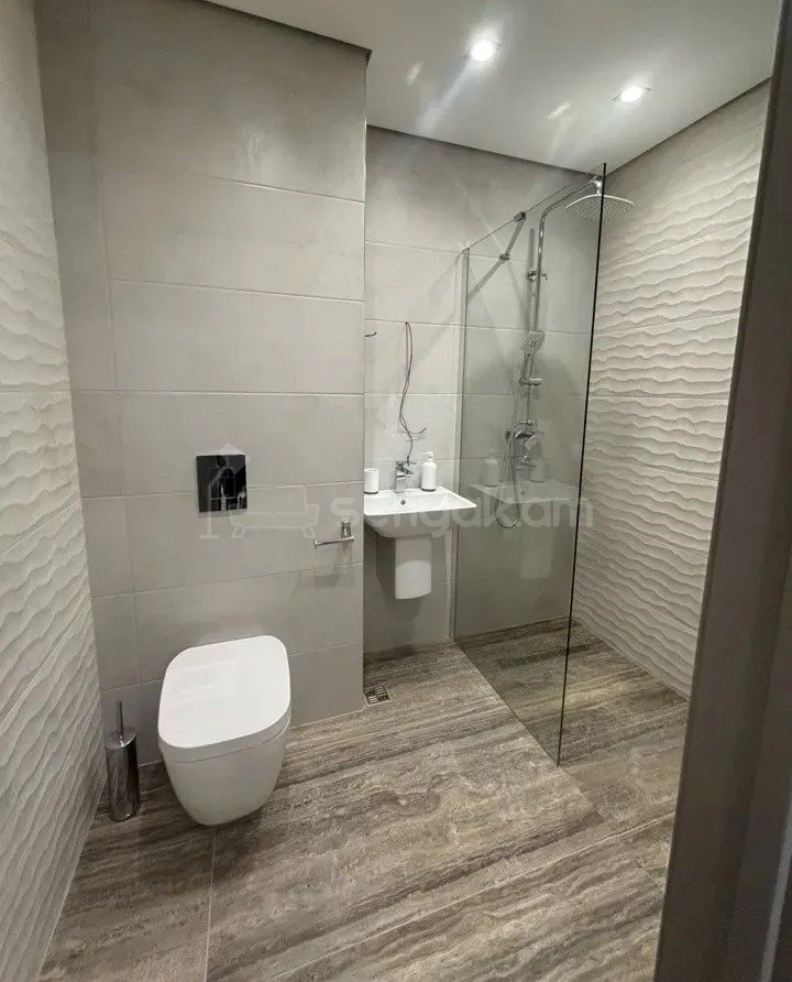 2 Սենյականոց Բնակարան Քարե Շենքում, 55քմ, 4/4 հարկ, Կապիտալ Վերանորոգված