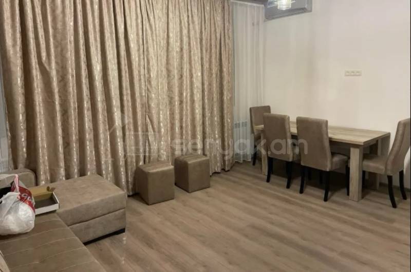 2 Սենյականոց Բնակարան Քարե Շենքում, 55քմ, 4/5 հարկ, Կապիտալ Վերանորոգված, Կահավորված, Արևկող