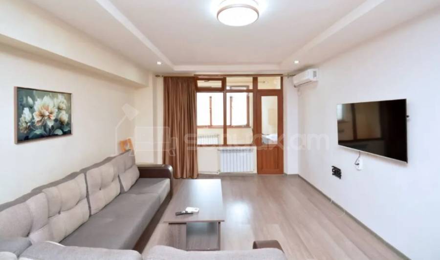 3 Սենյականոց Բնակարան, 75քմ, 9/9 հարկ, Կապիտալ Վերանորոգված, Կահավորված, Արևկող
