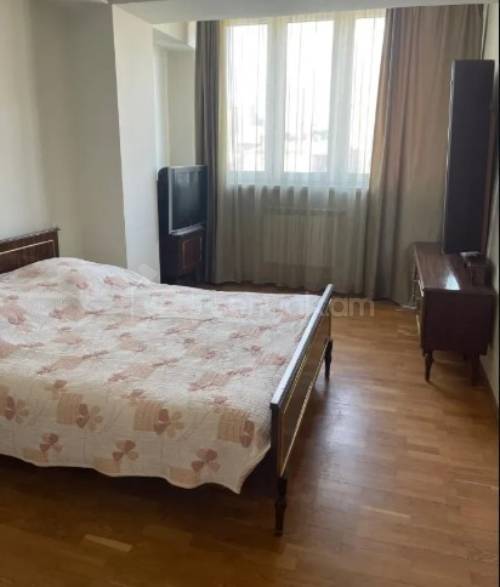 4 Սենյականոց Բնակարան, 120քմ, 8/9 հարկ, Կապիտալ Վերանորոգված, Կահավորված, Արևկող
