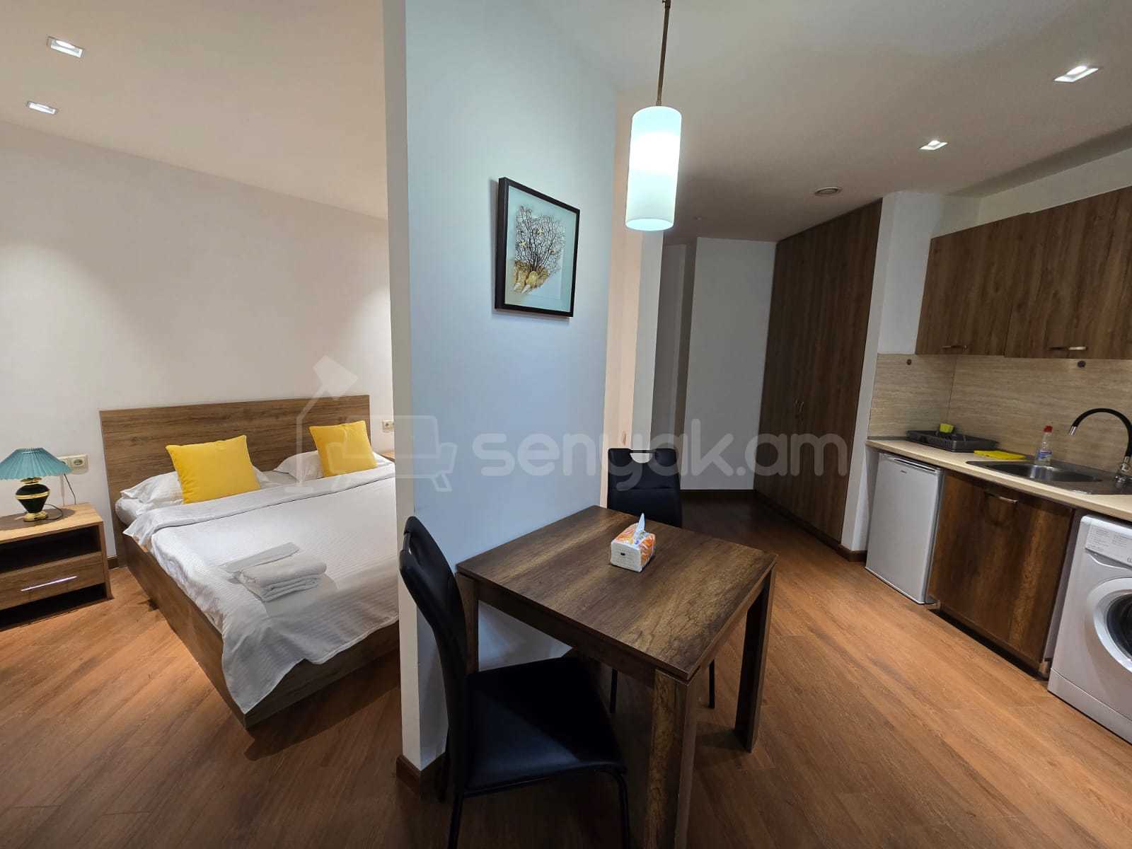 1 Սենյականոց Բնակարան Նորակառույցում, 32քմ, 8/15 հարկ, Դիզայներական Վերանորոգված