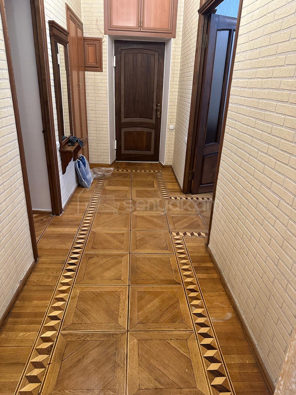 3 Սենյականոց Բնակարան Քարե Շենքում, 80քմ, 3/5 հարկ, Նորմալ Վիճակում, Կահավորված