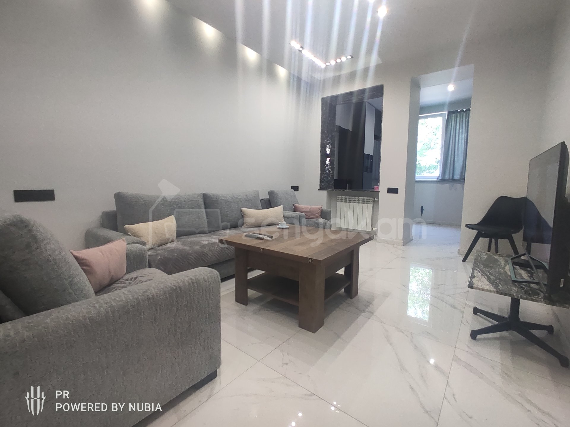 3 Սենյականոց Բնակարան, 60քմ, 1/3 հարկ, Դիզայներական Վերանորոգված
