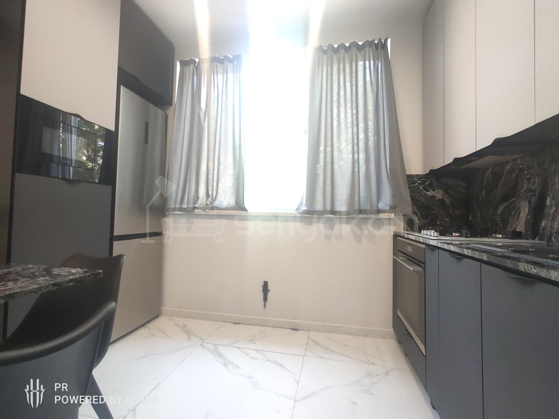 3 Սենյականոց Բնակարան, 60քմ, 1/3 հարկ, Դիզայներական Վերանորոգված