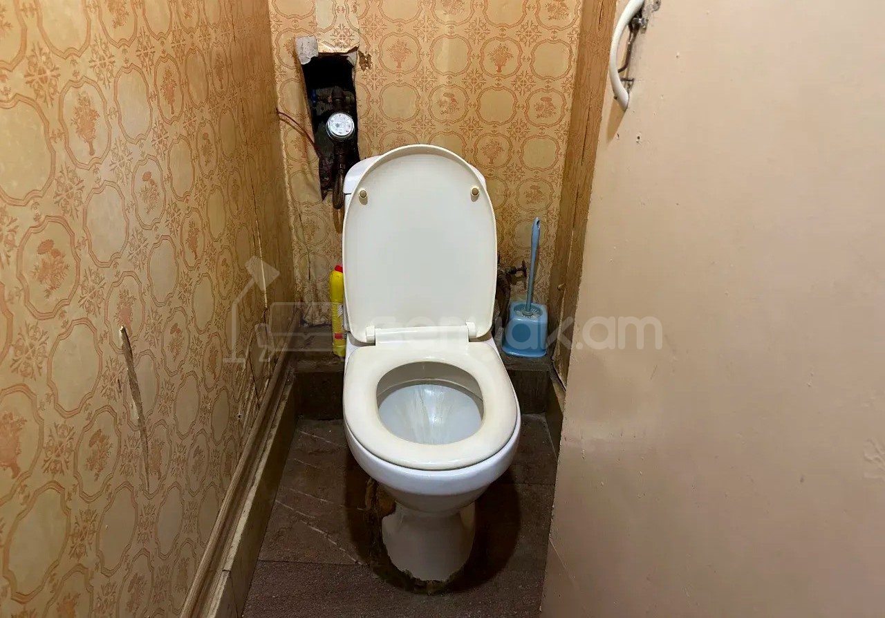 2 Սենյականոց Բնակարան, 65քմ, 6/9 հարկ, Պետական Վիճակում