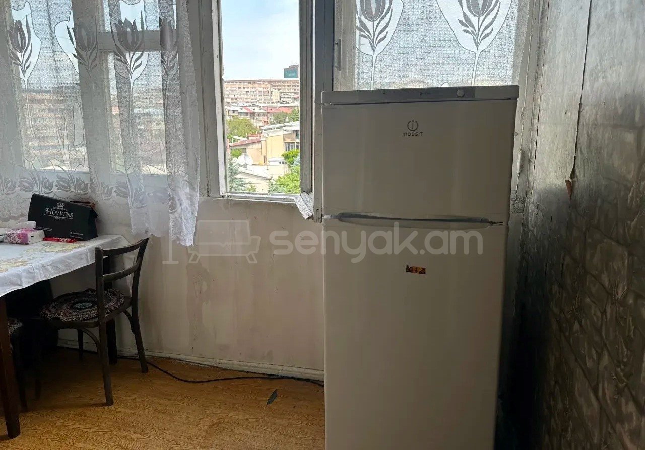 2 Սենյականոց Բնակարան, 65քմ, 6/9 հարկ, Պետական Վիճակում