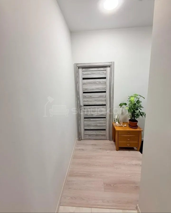2 Սենյականոց Բնակարան Քարե Շենքում, 62քմ, 5/5 հարկ, Կապիտալ Վերանորոգված