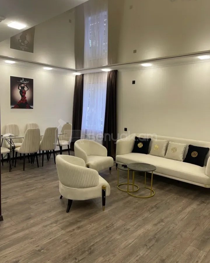 3 Սենյականոց Բնակարան, 70քմ, 1/9 հարկ, Դիզայներական Վերանորոգված