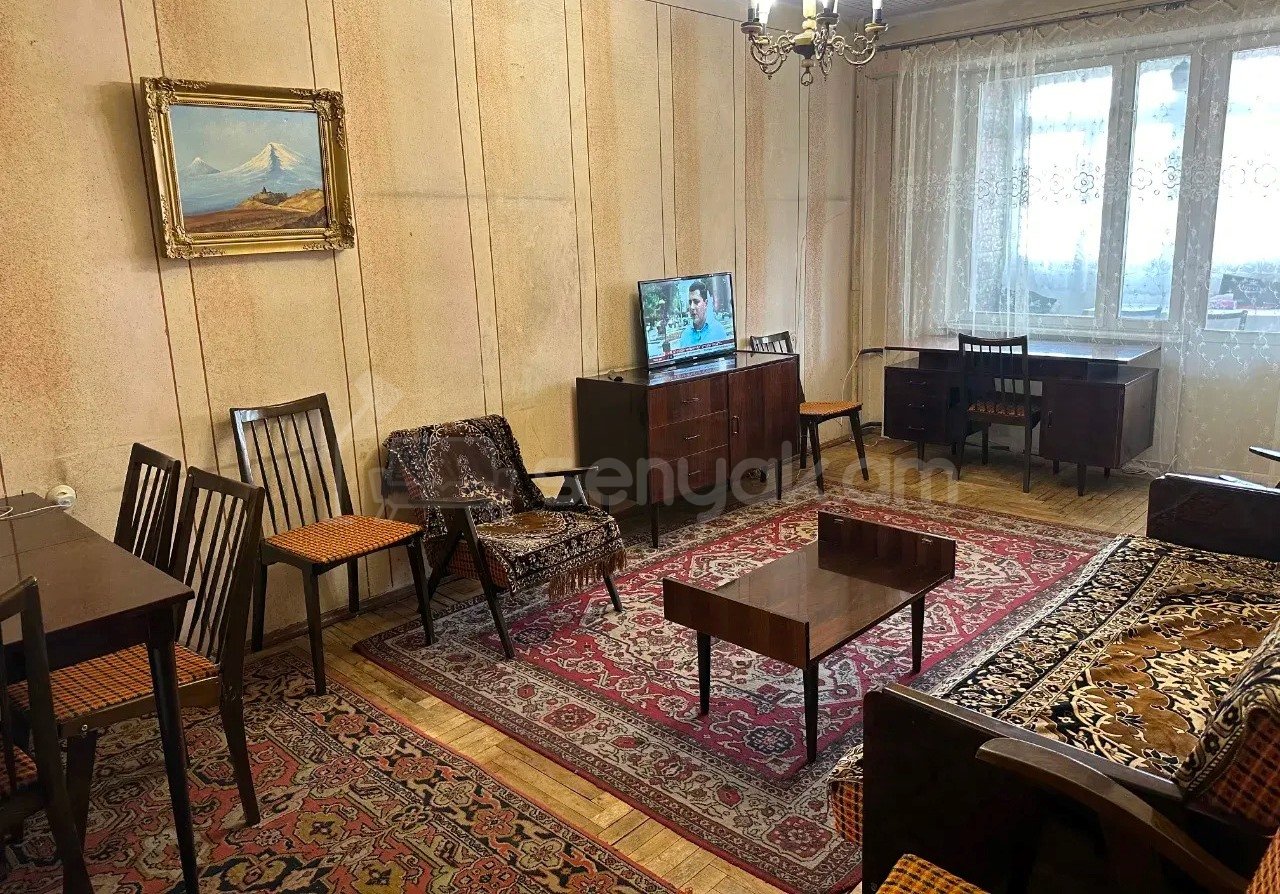 2 Սենյականոց Բնակարան, 65քմ, 6/9 հարկ, Նորմալ Վիճակում