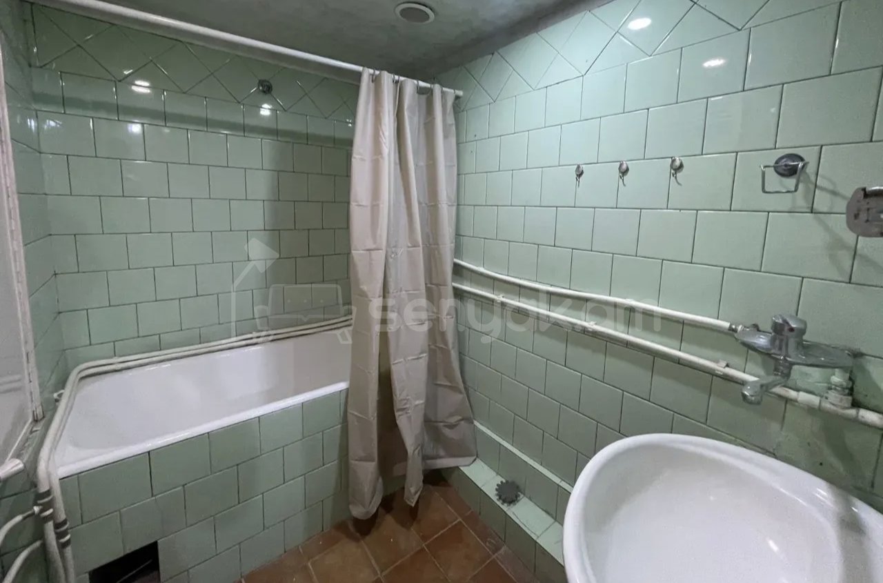 2 Սենյականոց Բնակարան, 58քմ, 4/9 հարկ, Կապիտալ Վերանորոգված, Կահավորված, Արևկող