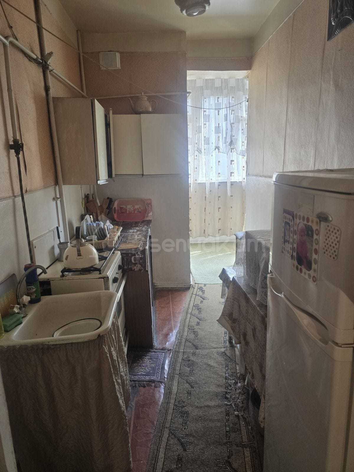 2 Սենյականոց Բնակարան Քարե Շենքում, 65քմ, 4/5 հարկ, Պետական Վիճակում