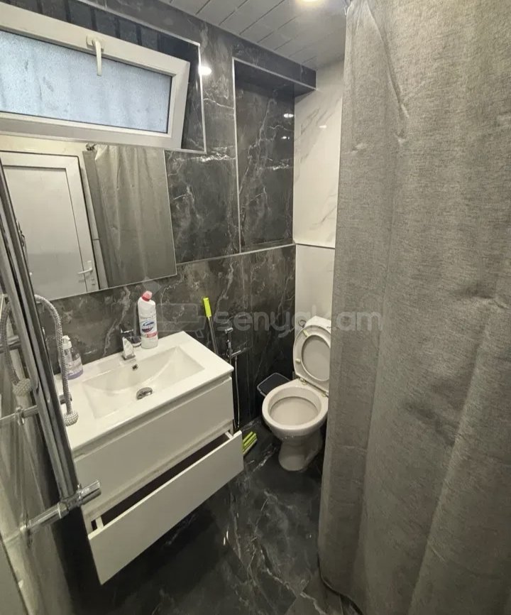 2 Սենյականոց Բնակարան Քարե Շենքում, 54քմ, 1/5 հարկ, Կապիտալ Վերանորոգված, Կահավորված, Արևկող