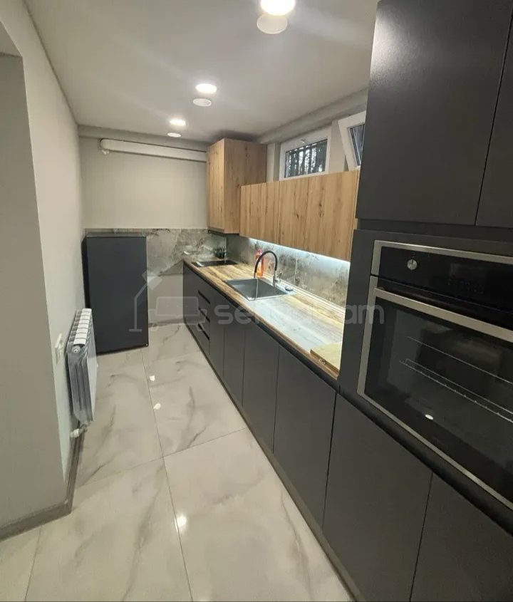 2 Սենյականոց Բնակարան Քարե Շենքում, 54քմ, 1/5 հարկ, Կապիտալ Վերանորոգված, Կահավորված, Արևկող