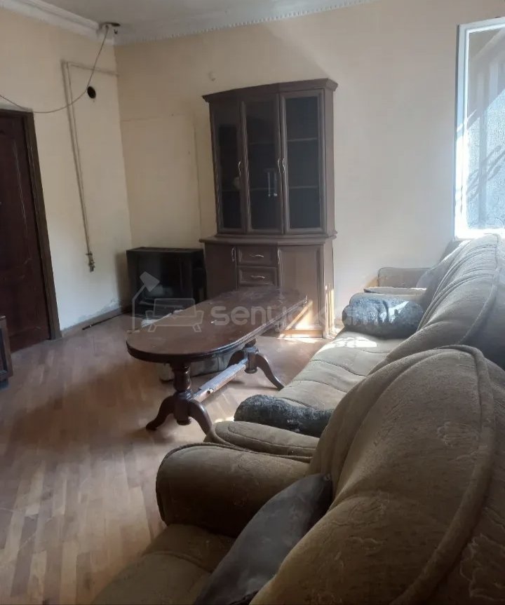 2 Սենյականոց Բնակարան Քարե Շենքում, 45քմ, 1/5 հարկ, Կապիտալ Վերանորոգված, Կահավորված, Արևկող