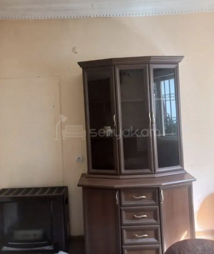 2 Սենյականոց Բնակարան Քարե Շենքում, 45քմ, 1/5 հարկ, Կապիտալ Վերանորոգված, Կահավորված, Արևկող