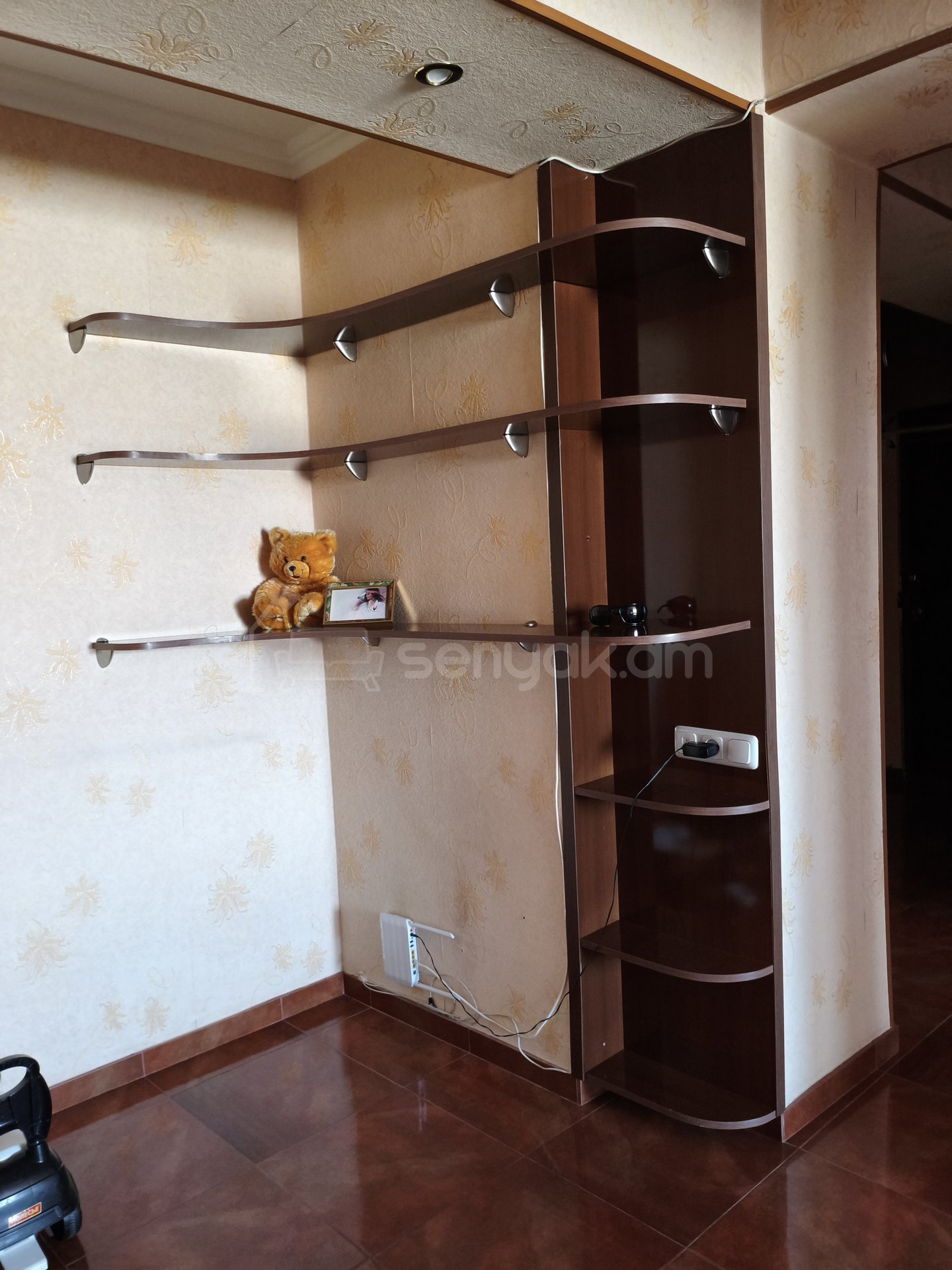 3 Սենյականոց Բնակարան, 67քմ, 5/9 հարկ, Կապիտալ Վերանորոգված, Կահավորված, Արևկող