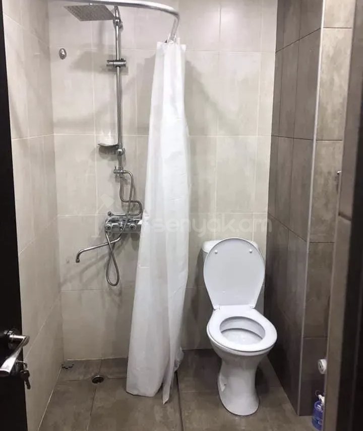 2 Սենյականոց Բնակարան Քարե Շենքում, 58քմ, 3/4 հարկ, Նորմալ Վիճակում, Կահավորված, Արևկող